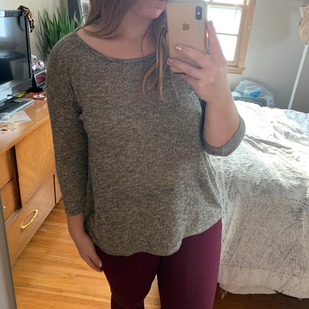Sparkly 3/4 Sleeve Sweater